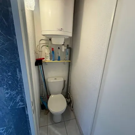 شقة T2 Au Cap D'agde Avec Piscine, Parking Proche Plages - Fr-1-749-77 آجد